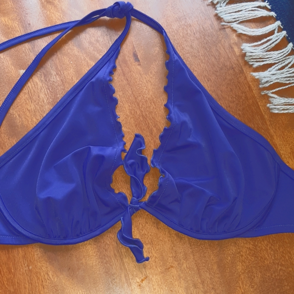 VS BATHING  SUIT TOP SIZE 36D